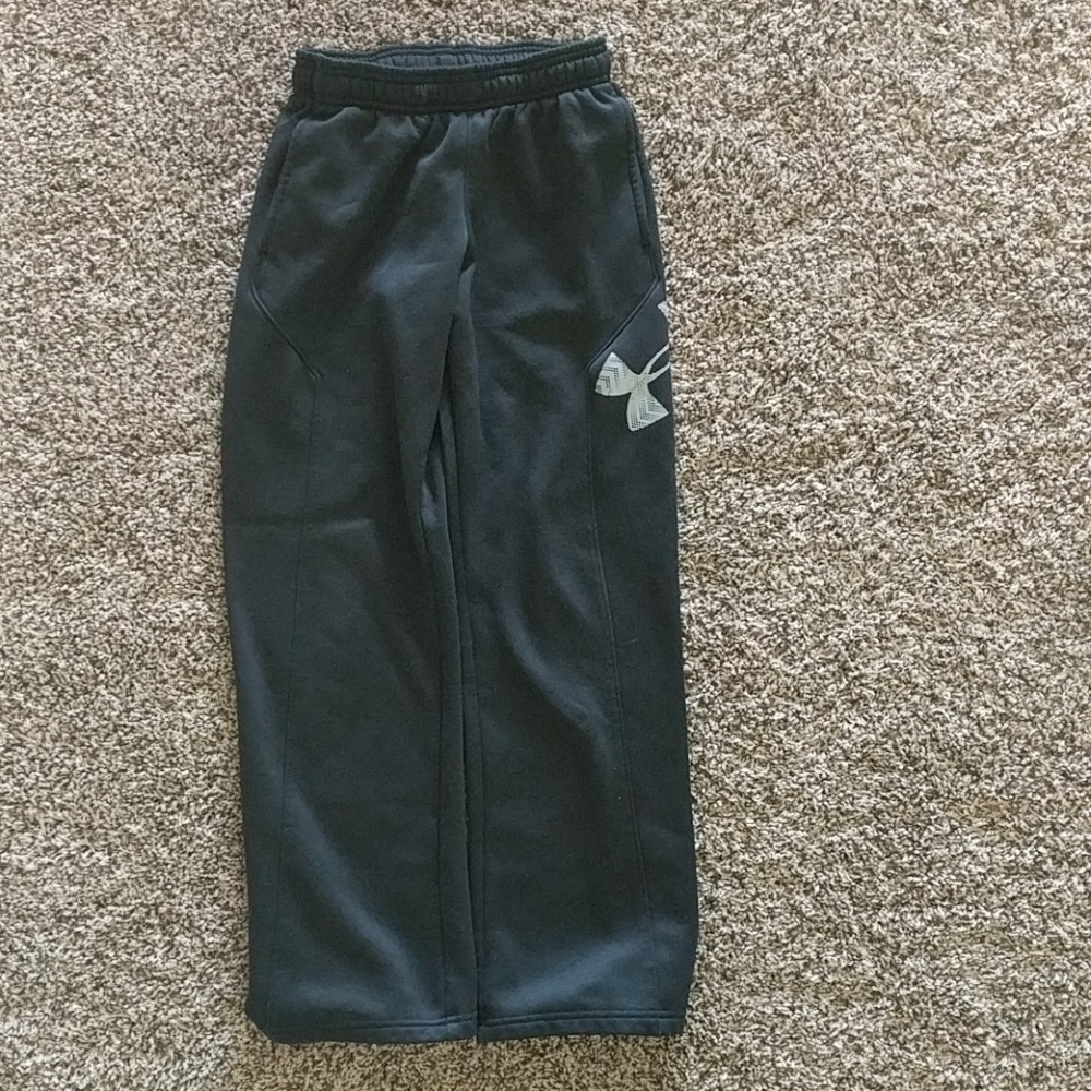 Boy's Under Armour Black Fleece Lined Pan Medium